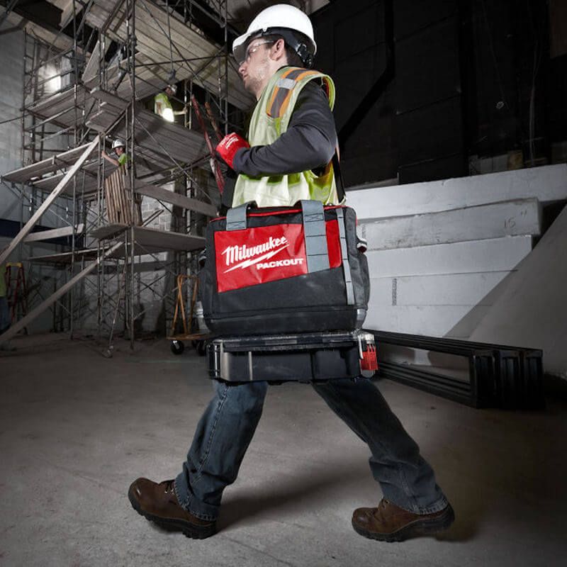 MILWAUKEE PACKOUT 38CM DUFFEL BAG