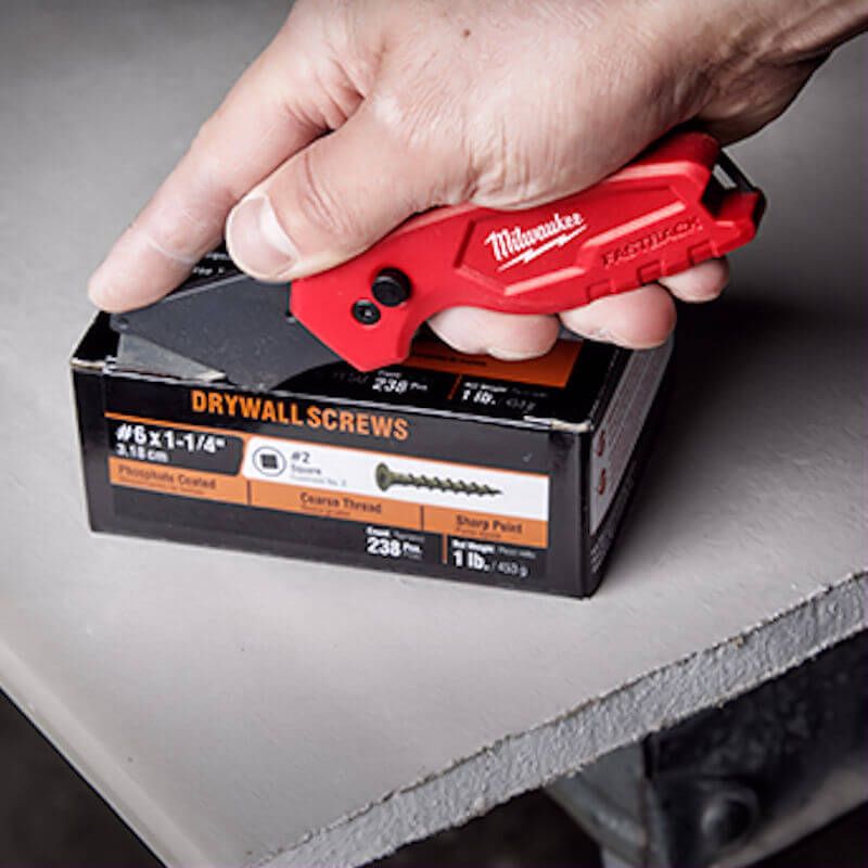 MILWAUKEE FASTBACK COMPACT FOLDING UTILITY KNIFE