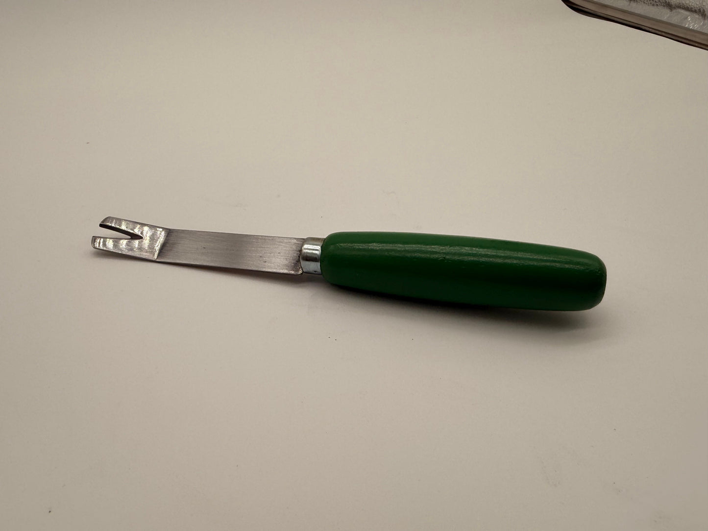 V Knife Rubber Splicing Tool.