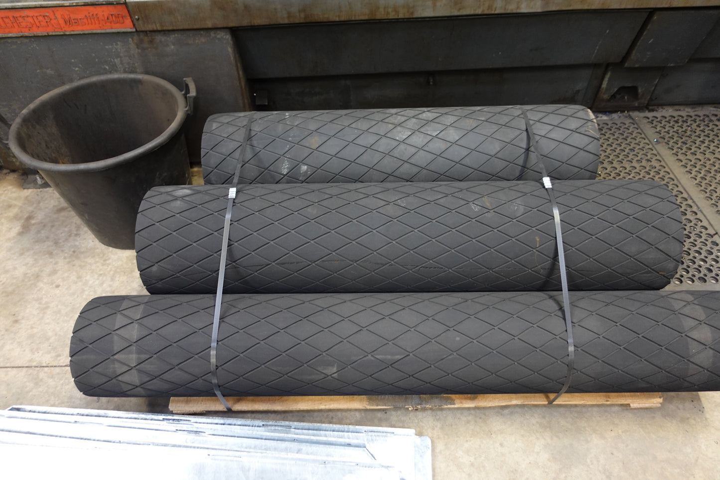 bespoke fabrication drums rollers pulleys