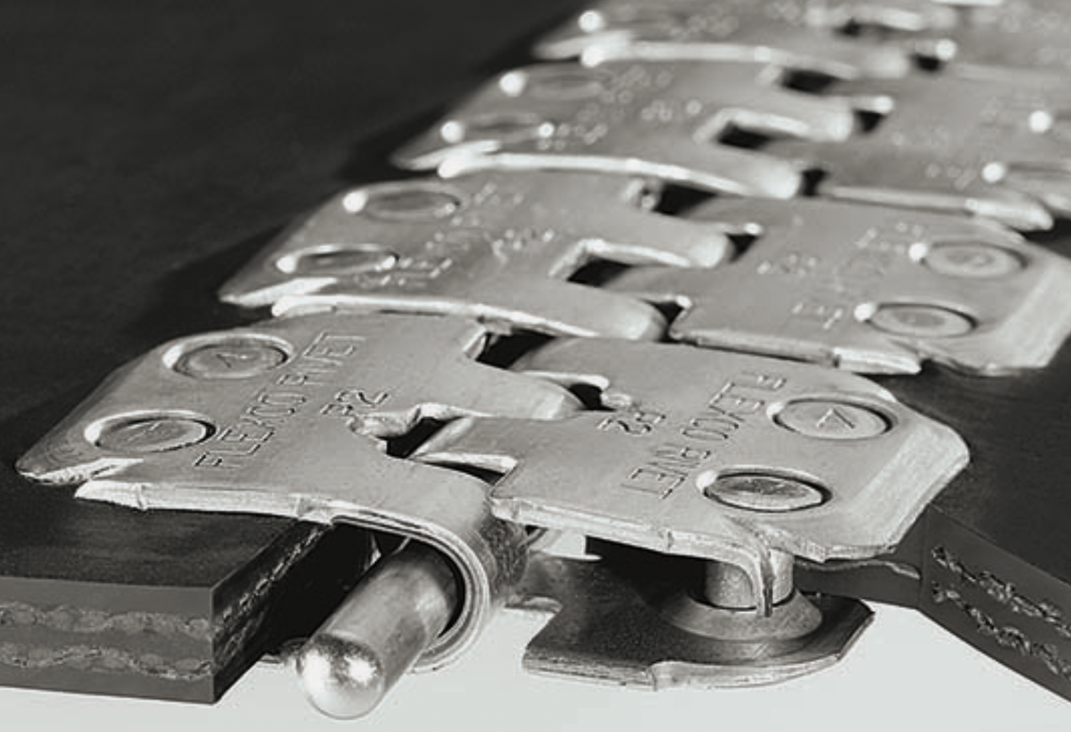 R2 conveyor belt joint